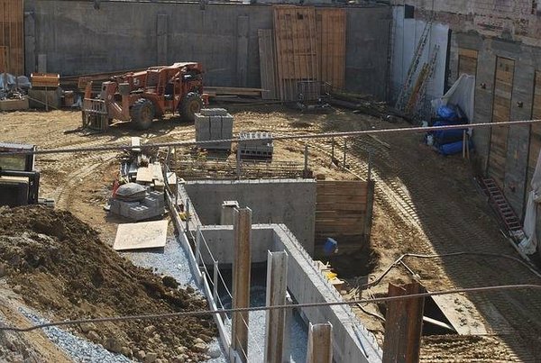Comment intégrer les principes du développement durable dans son projet architectural en tant que particulier ?